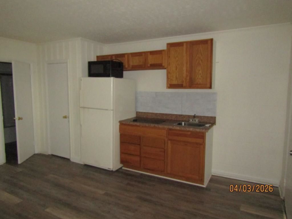 204 4th Ave. N  Photo 6