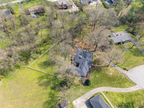 8012 Knoll Ct , Brentwood, TN 37027