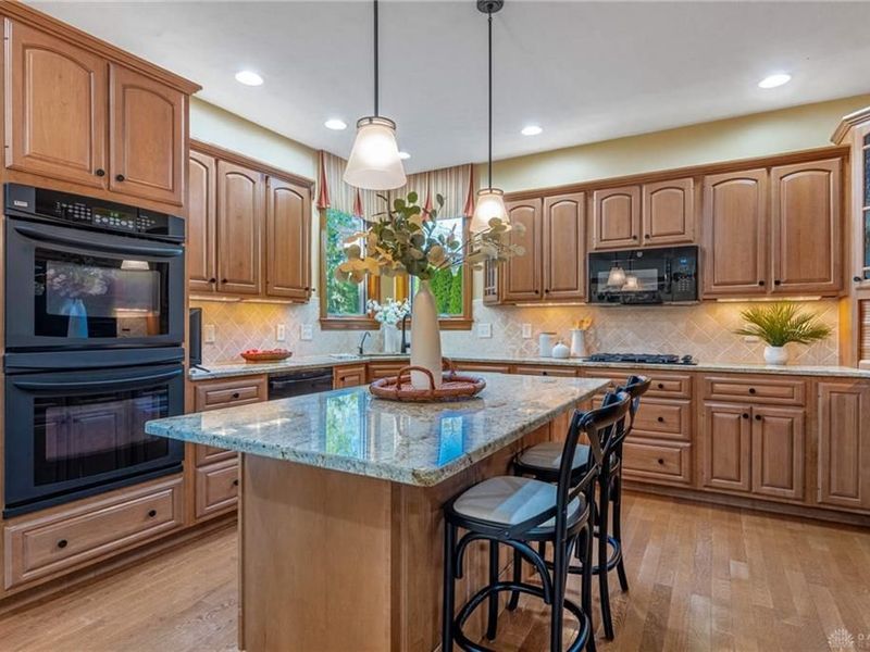 8101 Hidden Ridge Court, Clearcreek Township, OH 45066 Photo 11