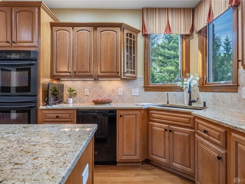 8101 Hidden Ridge Court, Clearcreek Township, OH 45066 Photo 14