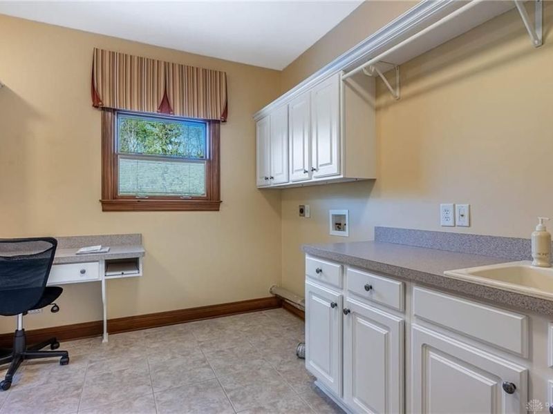 8101 Hidden Ridge Court, Clearcreek Township, OH 45066 Photo 17