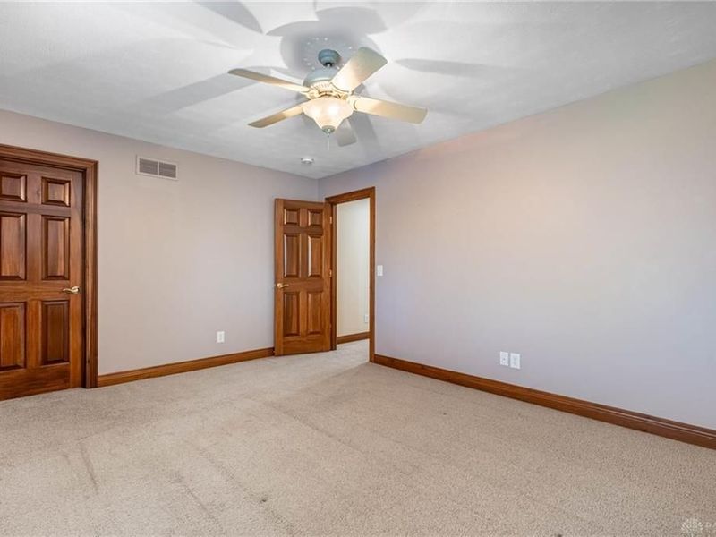 8101 Hidden Ridge Court, Clearcreek Township, OH 45066 Photo 32