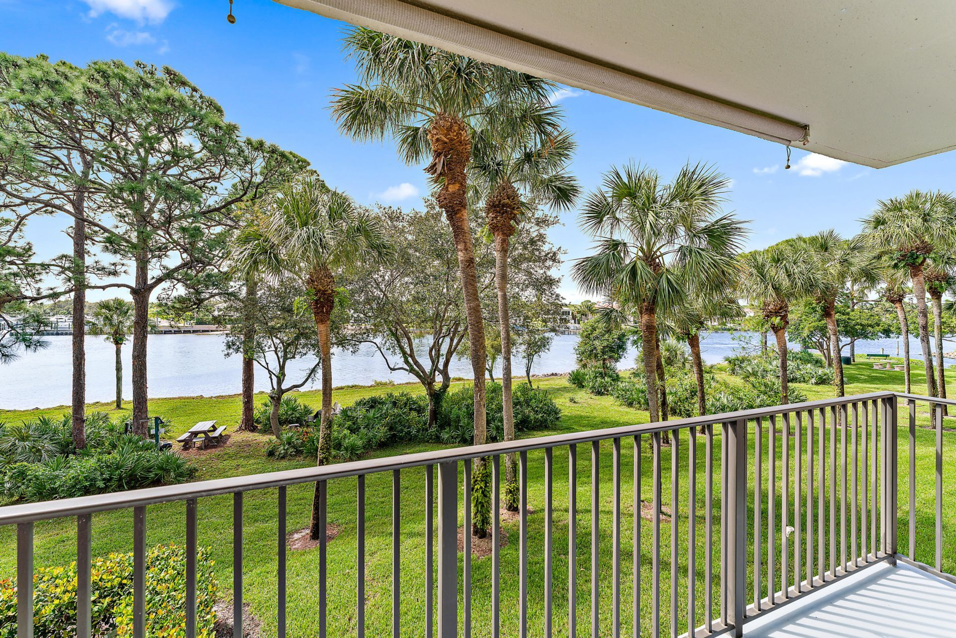 1001 Seafarer Circle, Jupiter, FL 33477 Photo