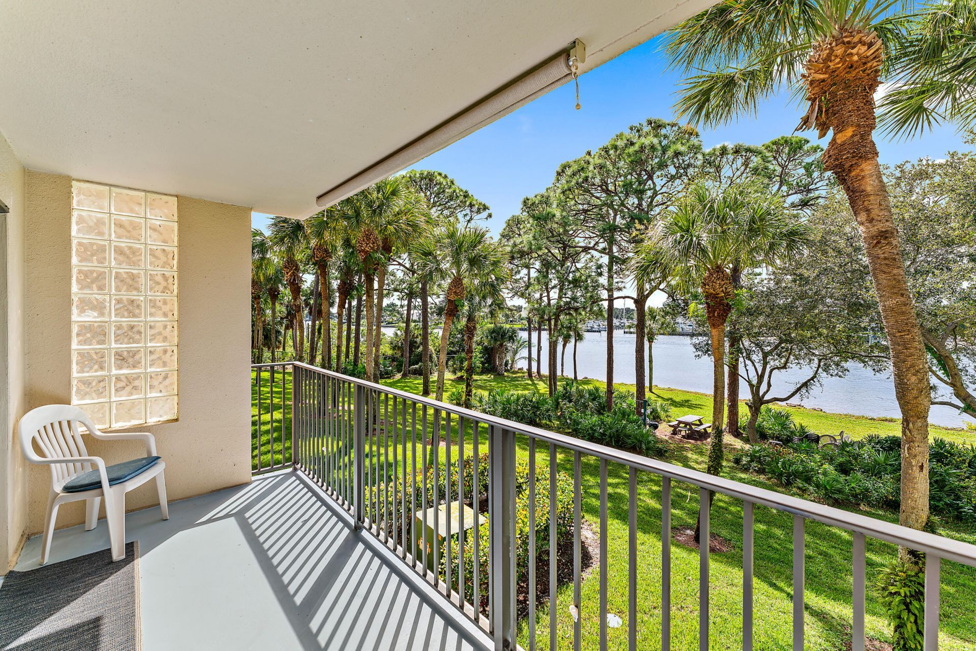 1001 Seafarer Circle, Jupiter, FL 33477 Photo