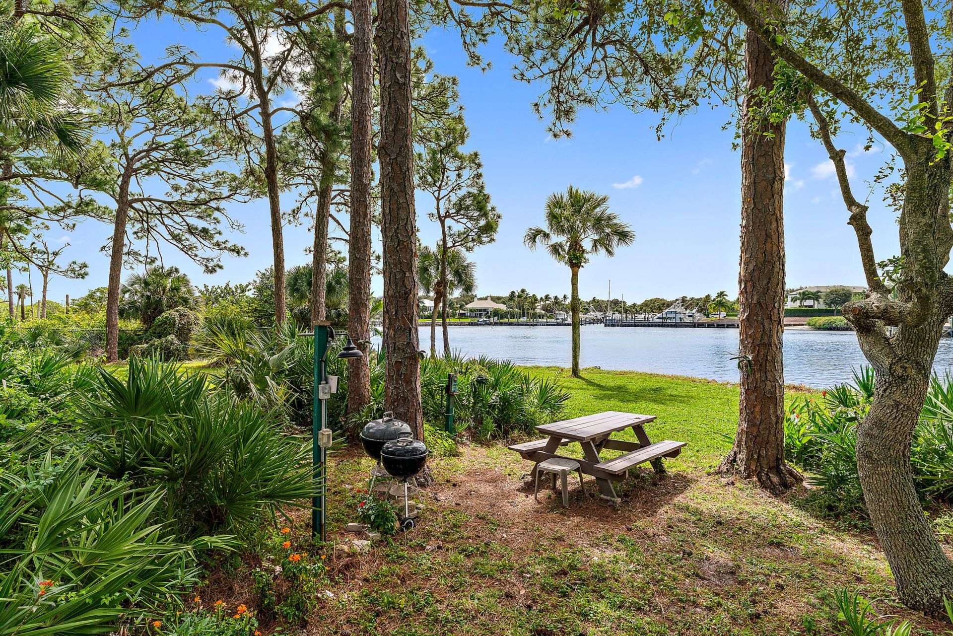 1001 Seafarer Circle, Jupiter, FL 33477 Photo