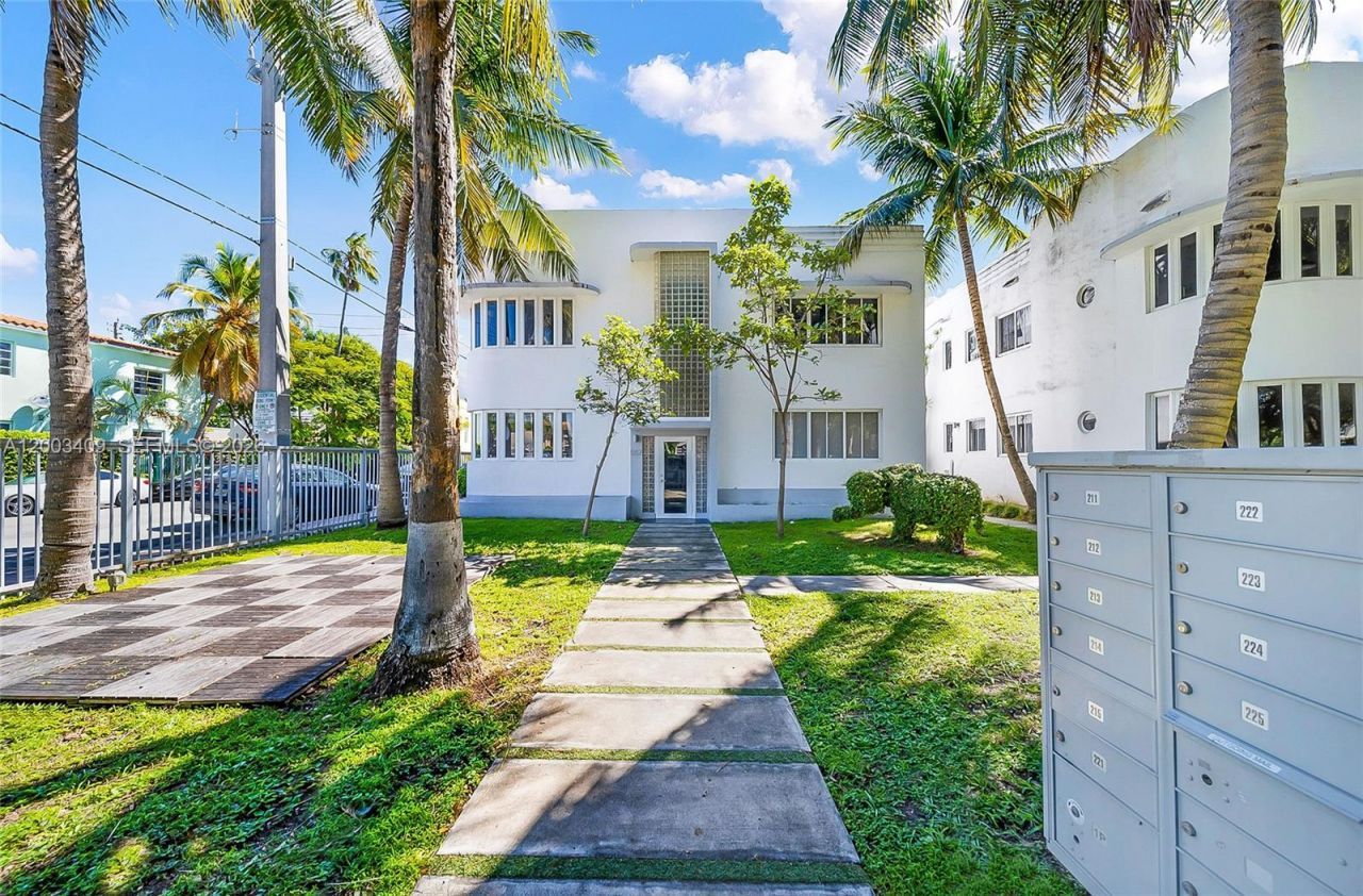 557 Michigan Ave , Unit 212, Miami Beach, FL 33139 Photo