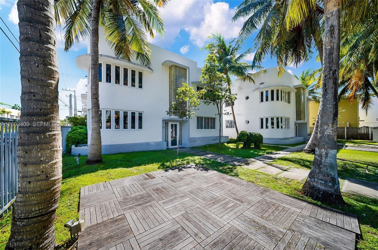 557 Michigan Ave , Unit 212, Miami Beach, FL 33139 Photo