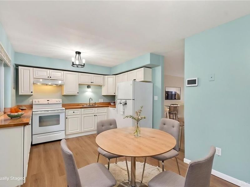 5710 W Coach Drive, Unit B, Kettering, OH 45440 Photo 20