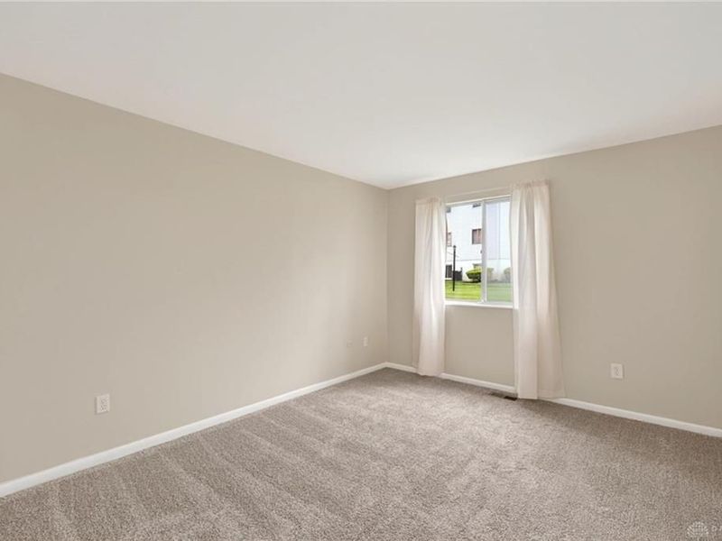 5710 W Coach Drive, Unit B, Kettering, OH 45440 Photo 33