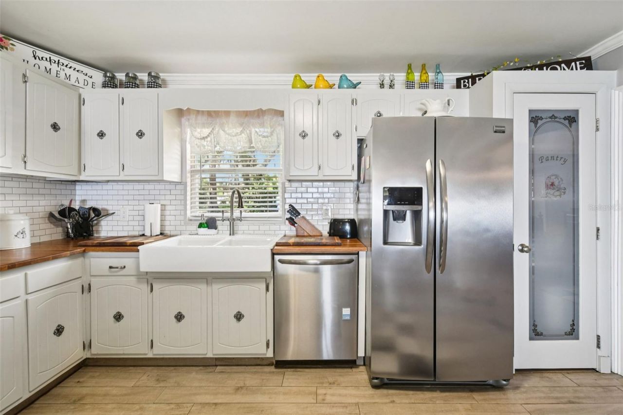 214 Paradise Lane , Crescent City, FL 32112 Photo