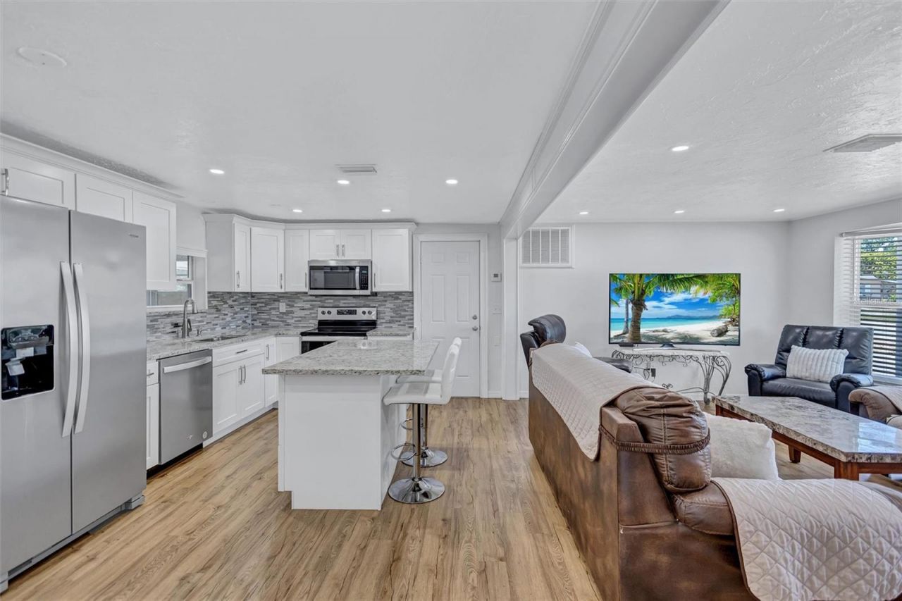 3816 Beacon Square Drive , Holiday, FL 34691 Photo