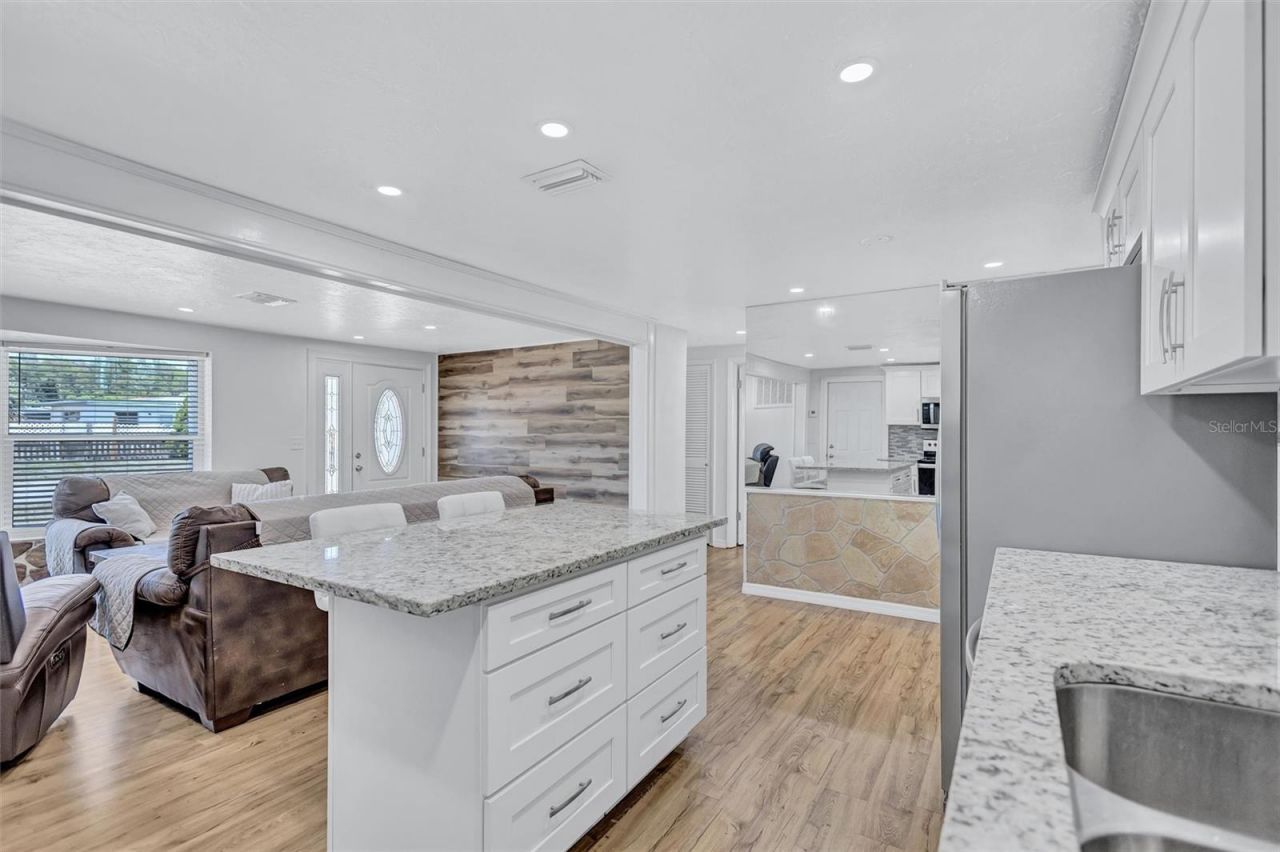 3816 Beacon Square Drive , Holiday, FL 34691 Photo