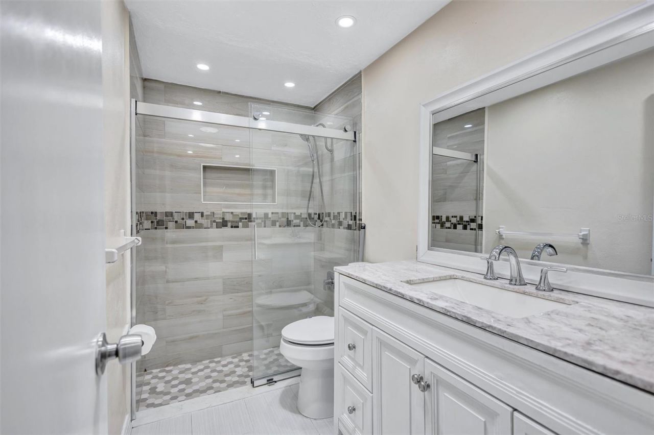 3816 Beacon Square Drive , Holiday, FL 34691 Photo