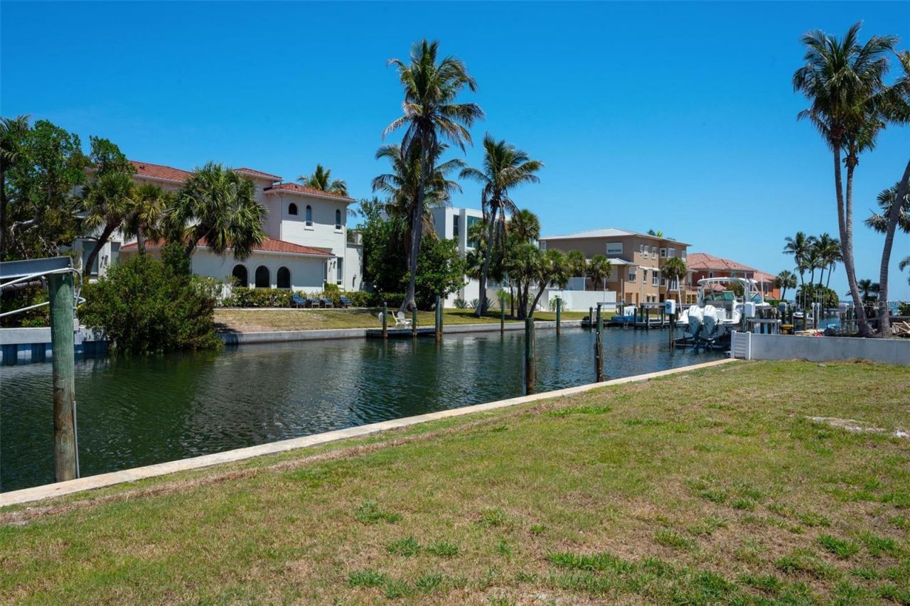 581 Rountree Drive, Longboat Key, FL 34228 Photo