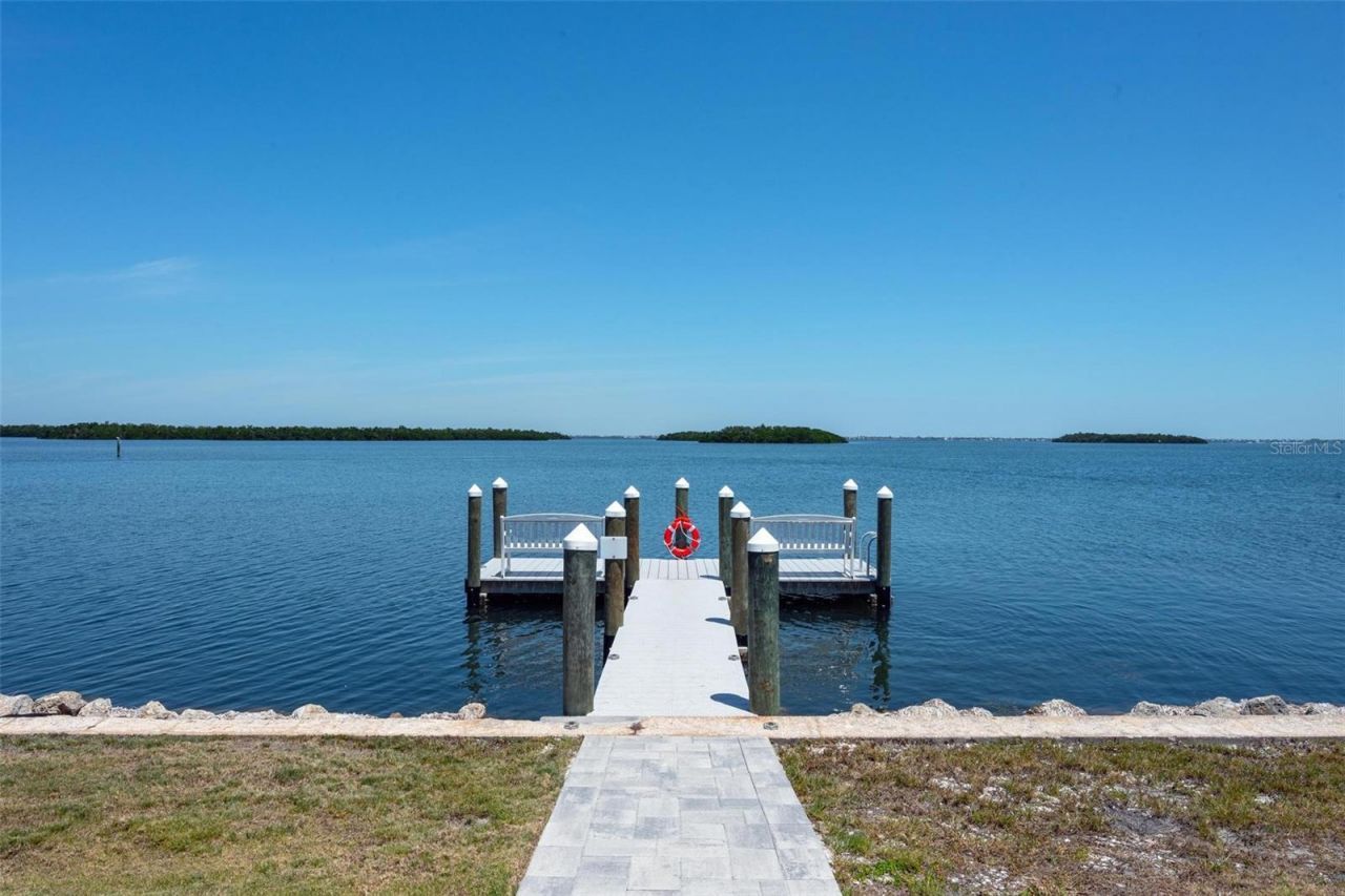 581 Rountree Drive, Longboat Key, FL 34228 Photo
