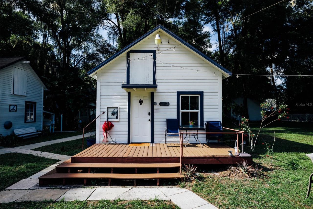 215 E French Avenue , Orange City, FL 32763 Photo