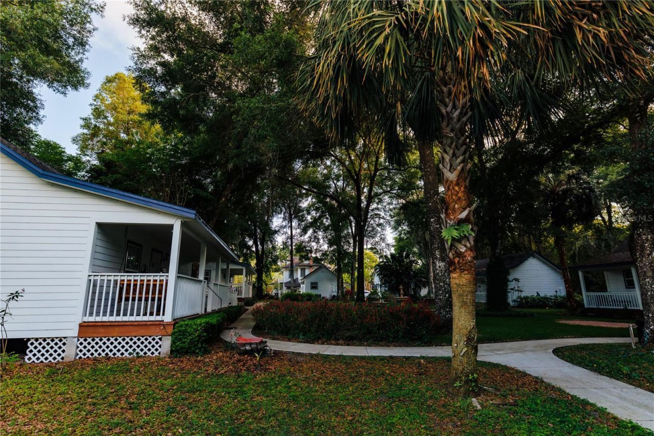 215 E French Avenue , Orange City, FL 32763 Photo