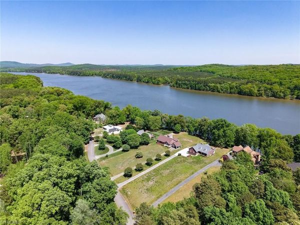 115 N Gifford Lane , Richfield, NC 28137