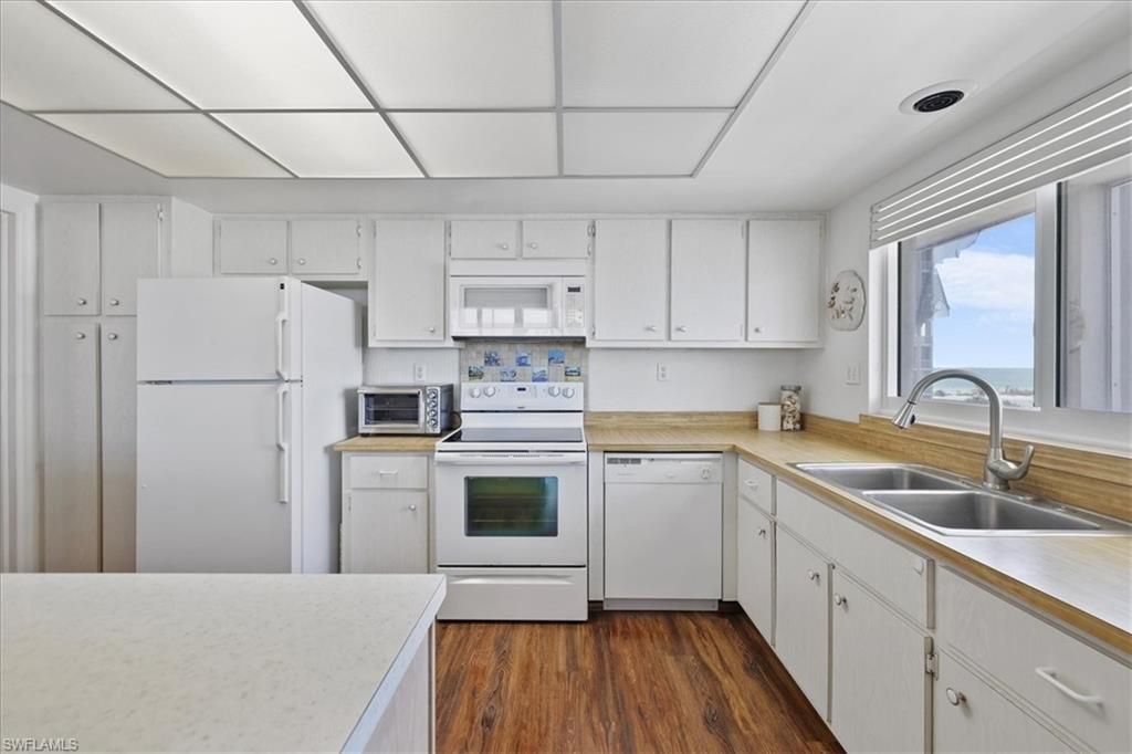 7148 Estero Blvd, Unit 423, Fort Myers Beach, FL 33931 Photo