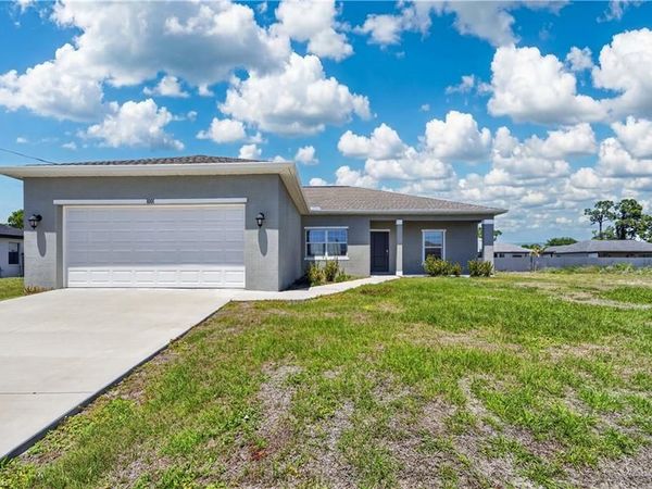 1001 NE 35th LN , CAPE CORAL, FL 33909