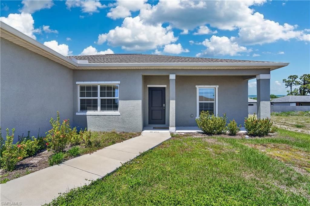 1001 NE 35th Ln, Cape Coral, FL 33909 Photo