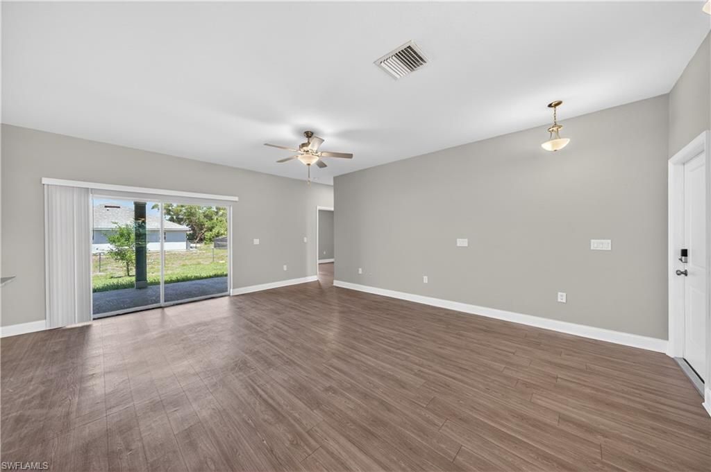 1001 NE 35th Ln, Cape Coral, FL 33909 Photo
