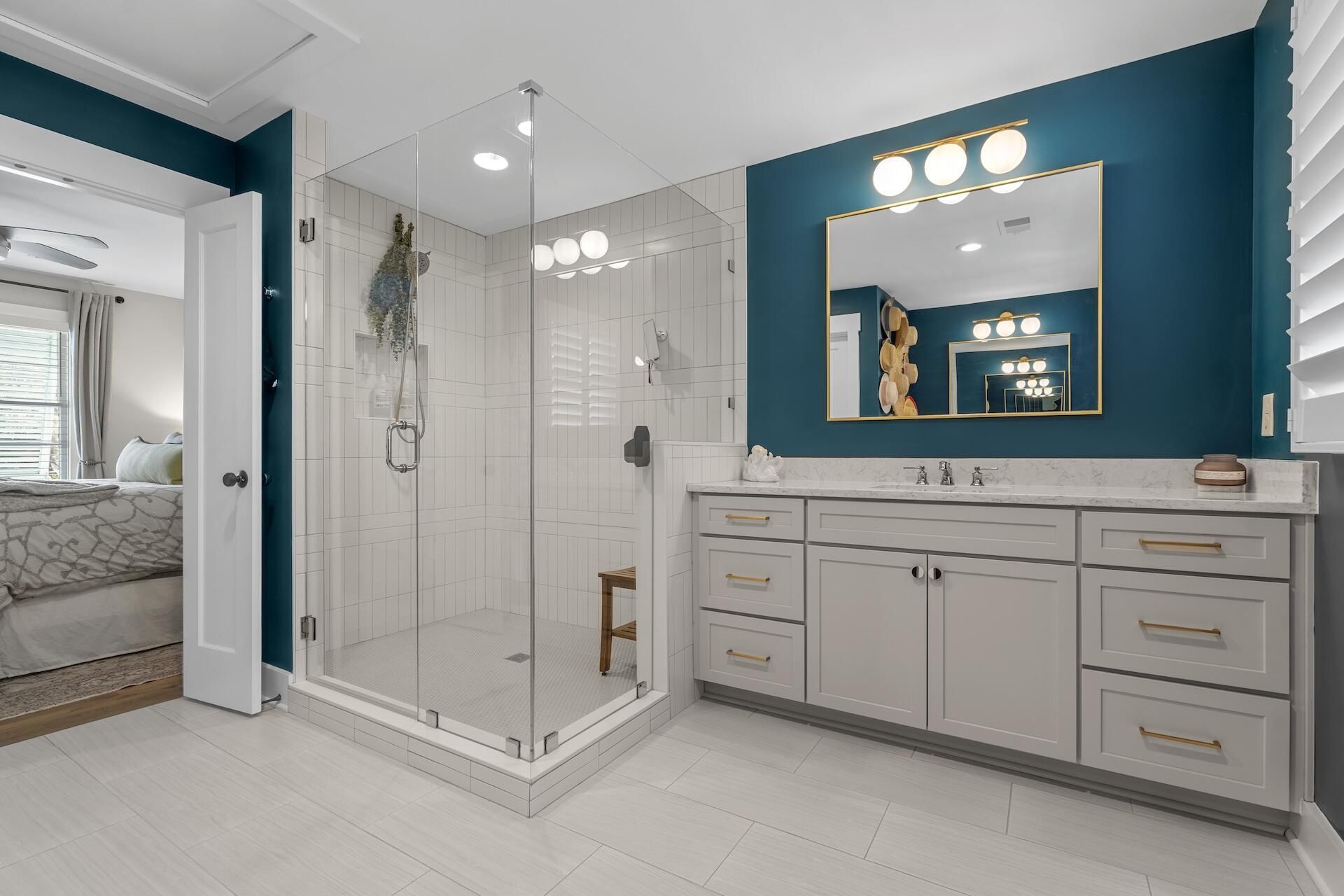 2702 Waterway Boulevard Photo 13