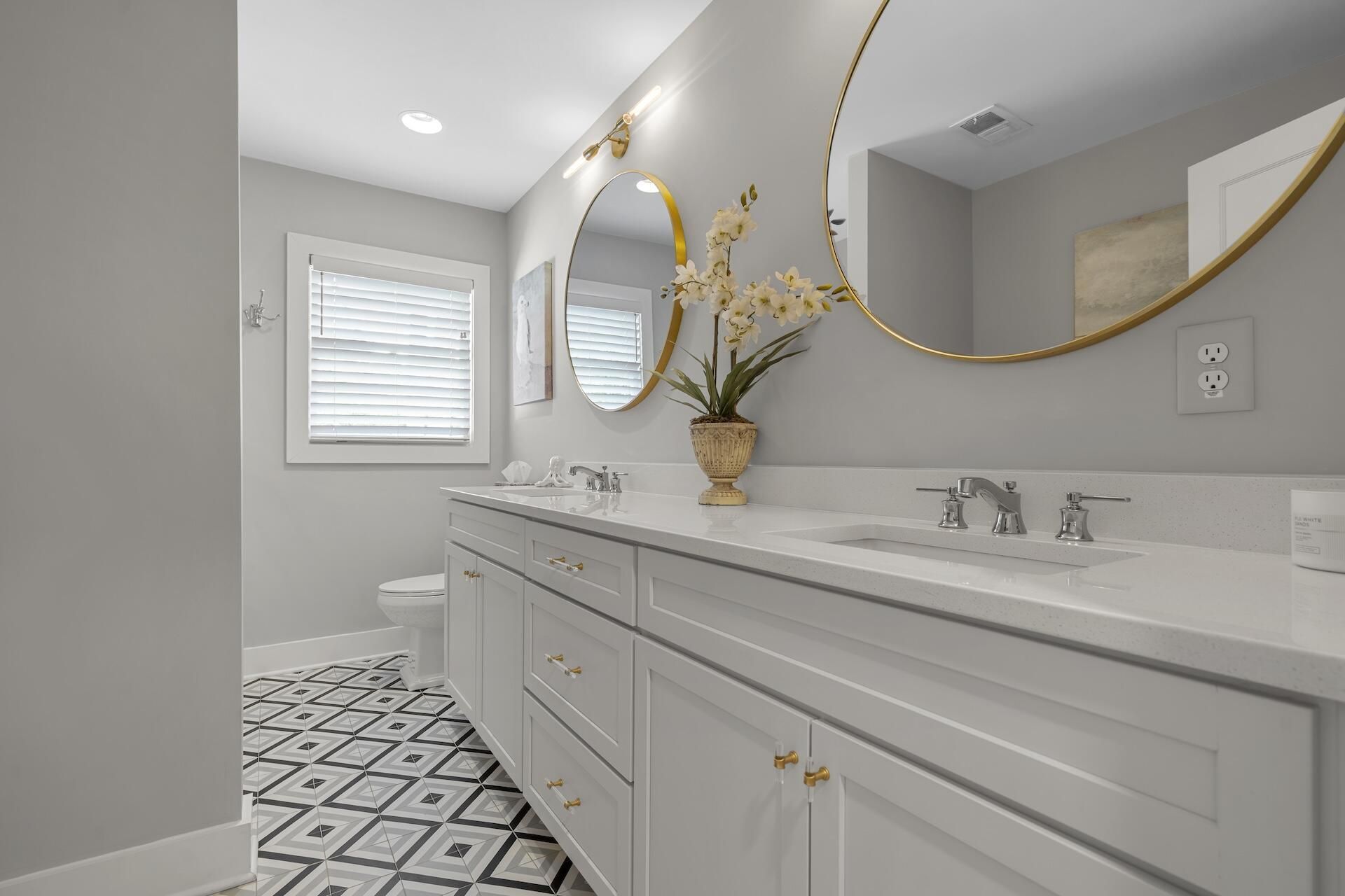 2702 Waterway Boulevard Photo 15