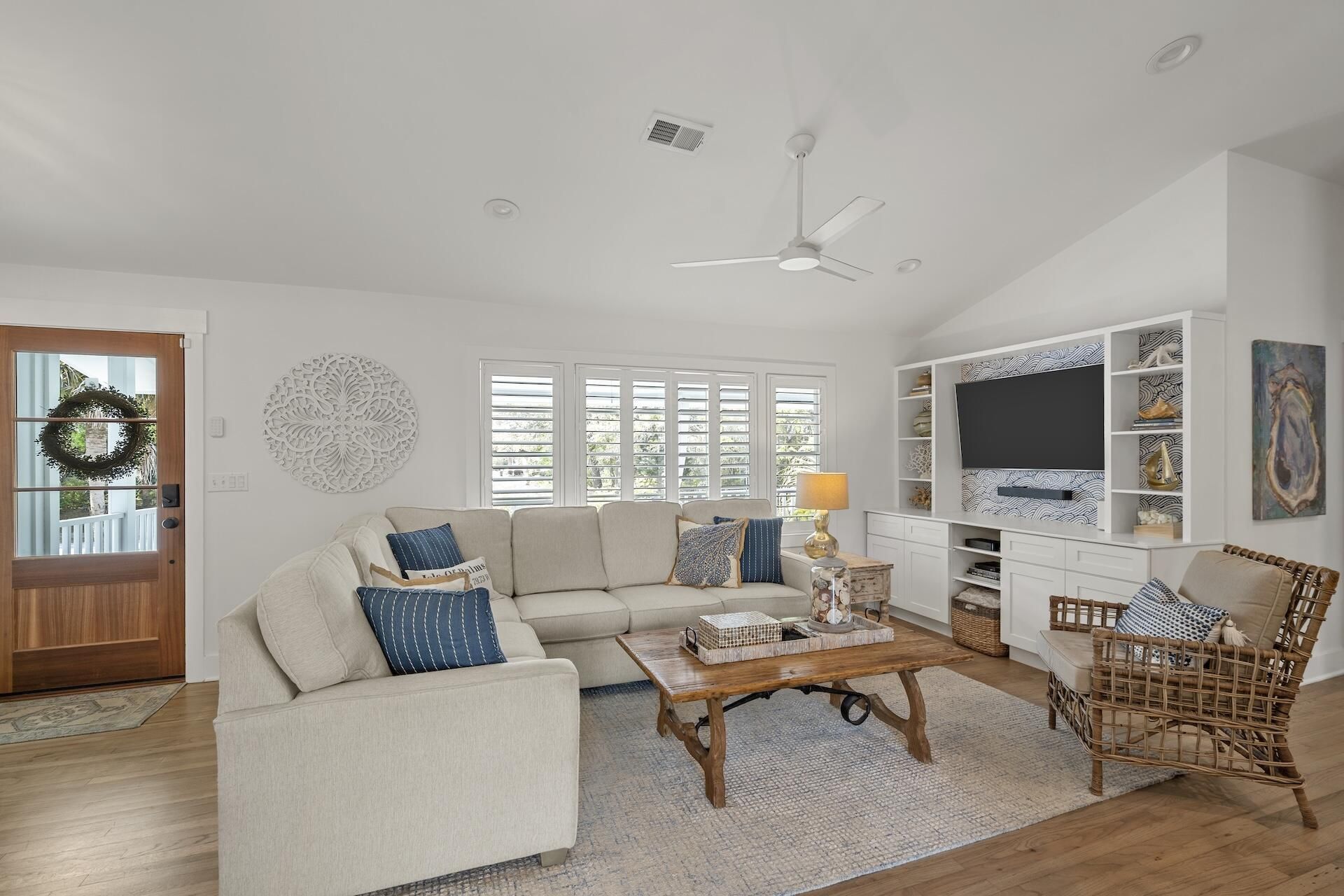 2702 Waterway Boulevard Photo 24