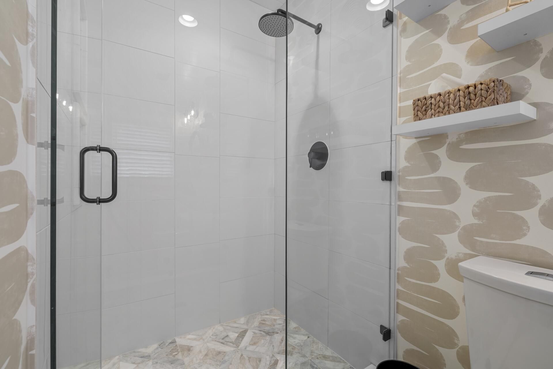 2702 Waterway Boulevard Photo 37