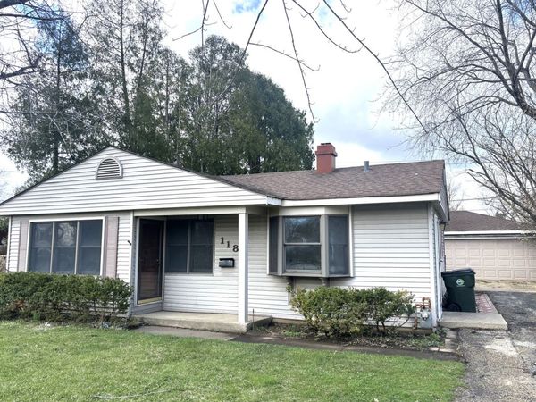 118 Hazard Road , Carpentersville, IL 60110