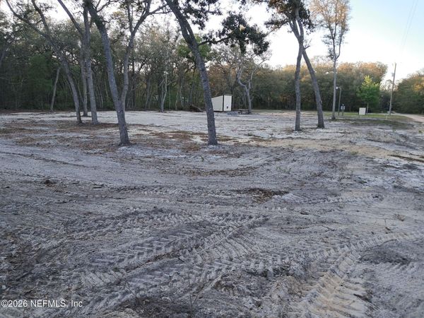 415 PINE TREE Drive, Hollister, FL 32147