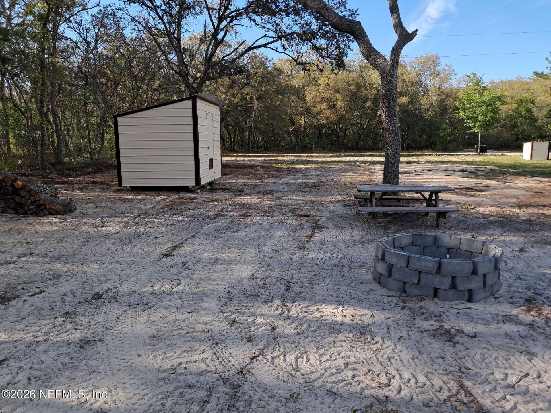 415 Pine Tree Drive, Hollister, FL 32147 Photo