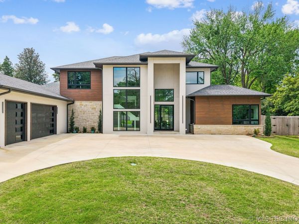 1944 E 36th Street , Tulsa, OK 74105