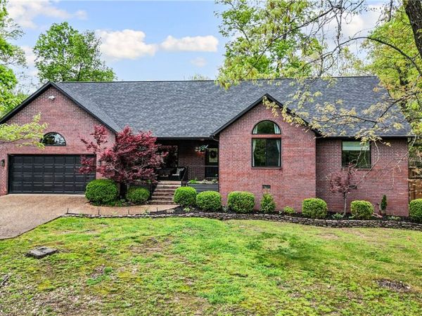 7 Blakeney Lane , Bella Vista, AR 72714