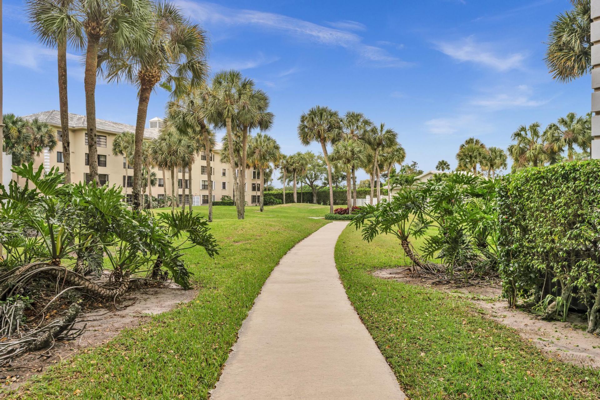 3507 Village Boulevard, West Palm Beach, FL 33409 Photo
