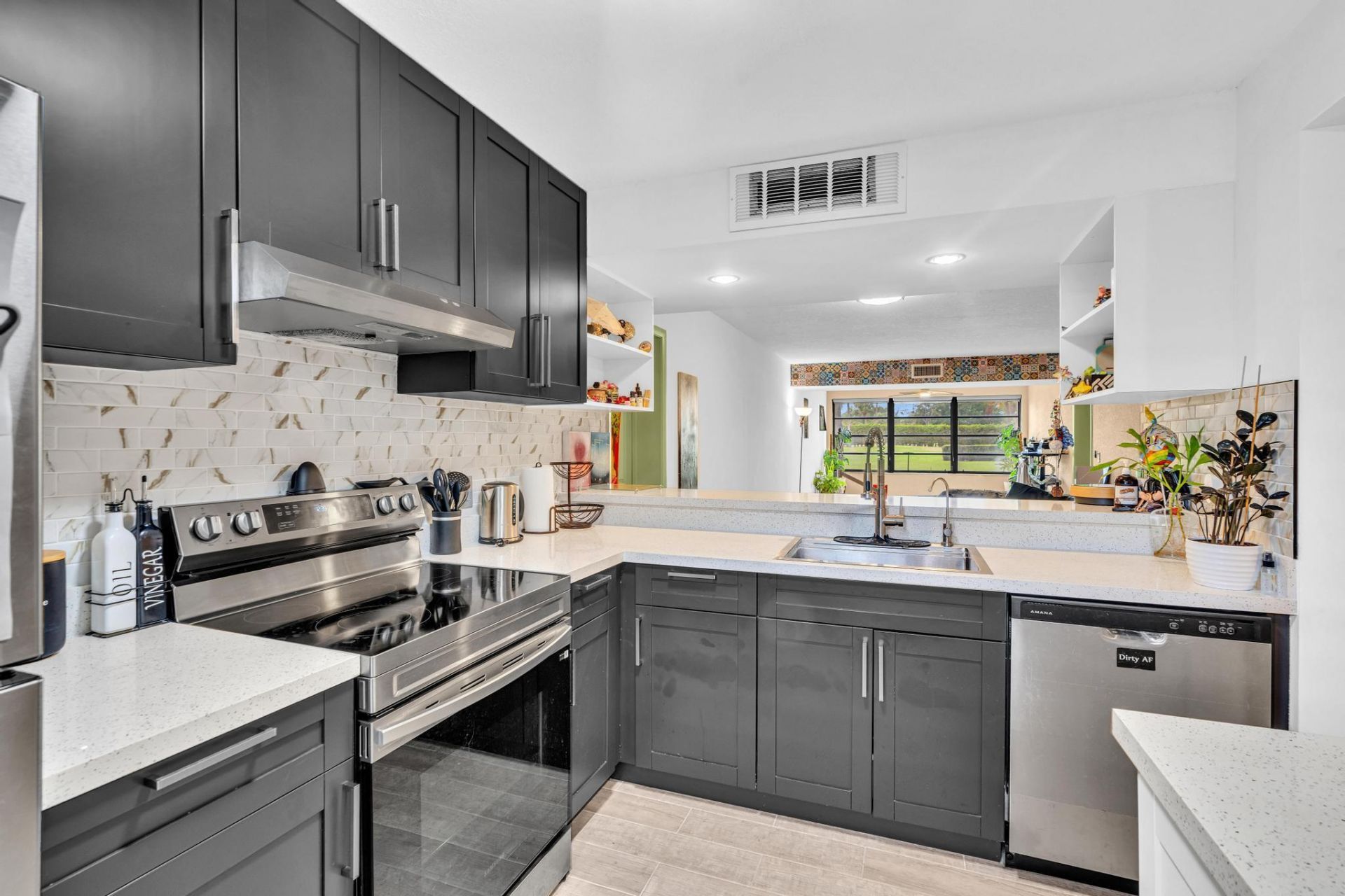 3507 Village Boulevard, West Palm Beach, FL 33409 Photo