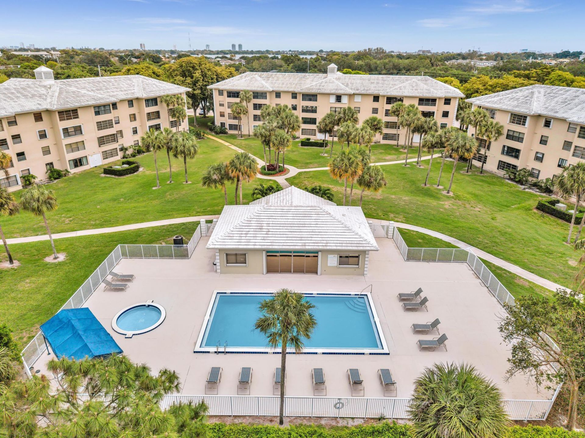 3507 Village Boulevard, West Palm Beach, FL 33409 Photo