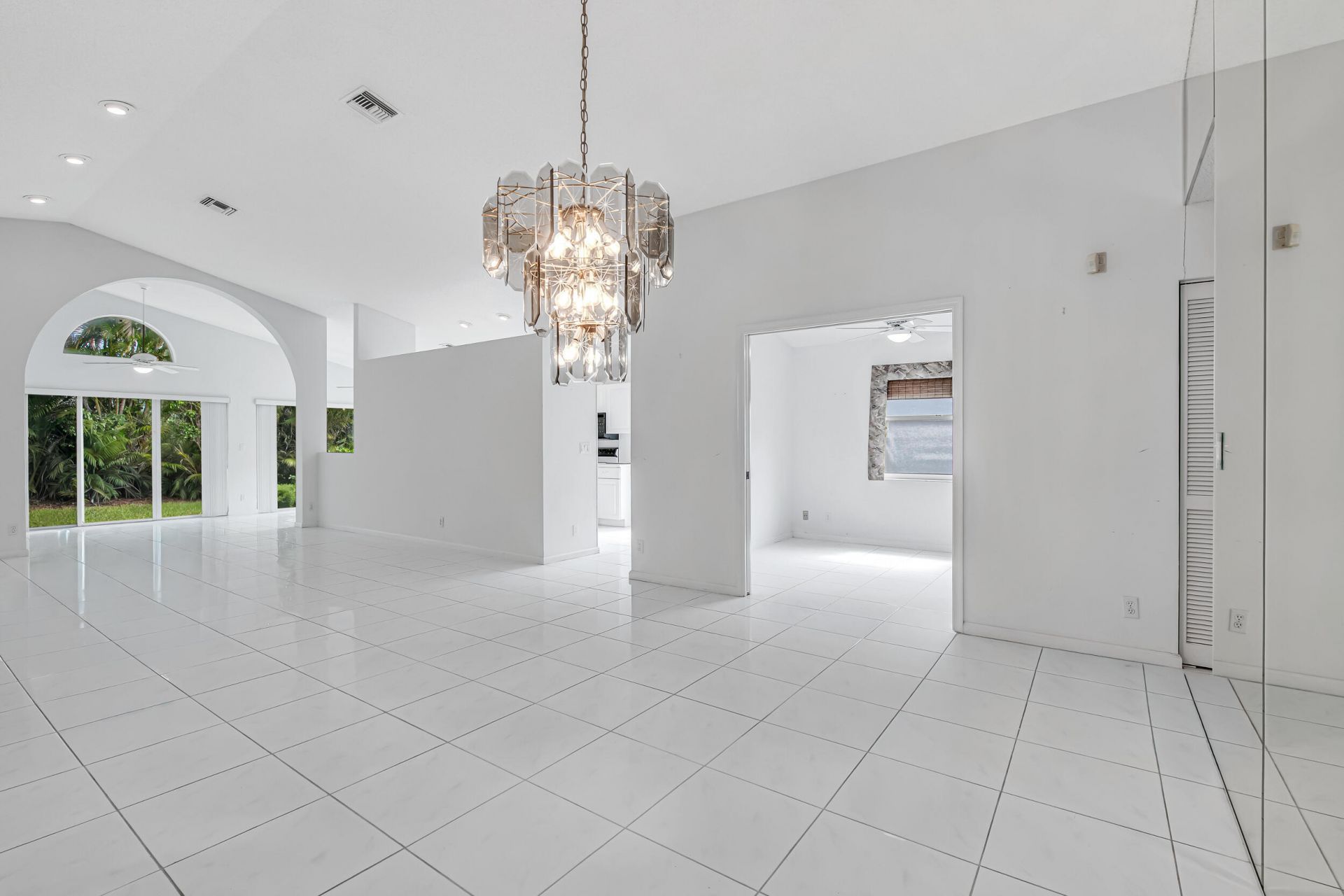 9758 Harbour Lake Circle, Boynton Beach, FL 33437 Photo
