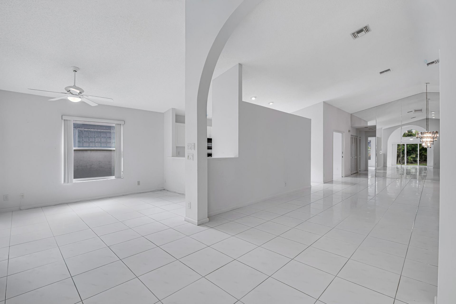 9758 Harbour Lake Circle, Boynton Beach, FL 33437 Photo