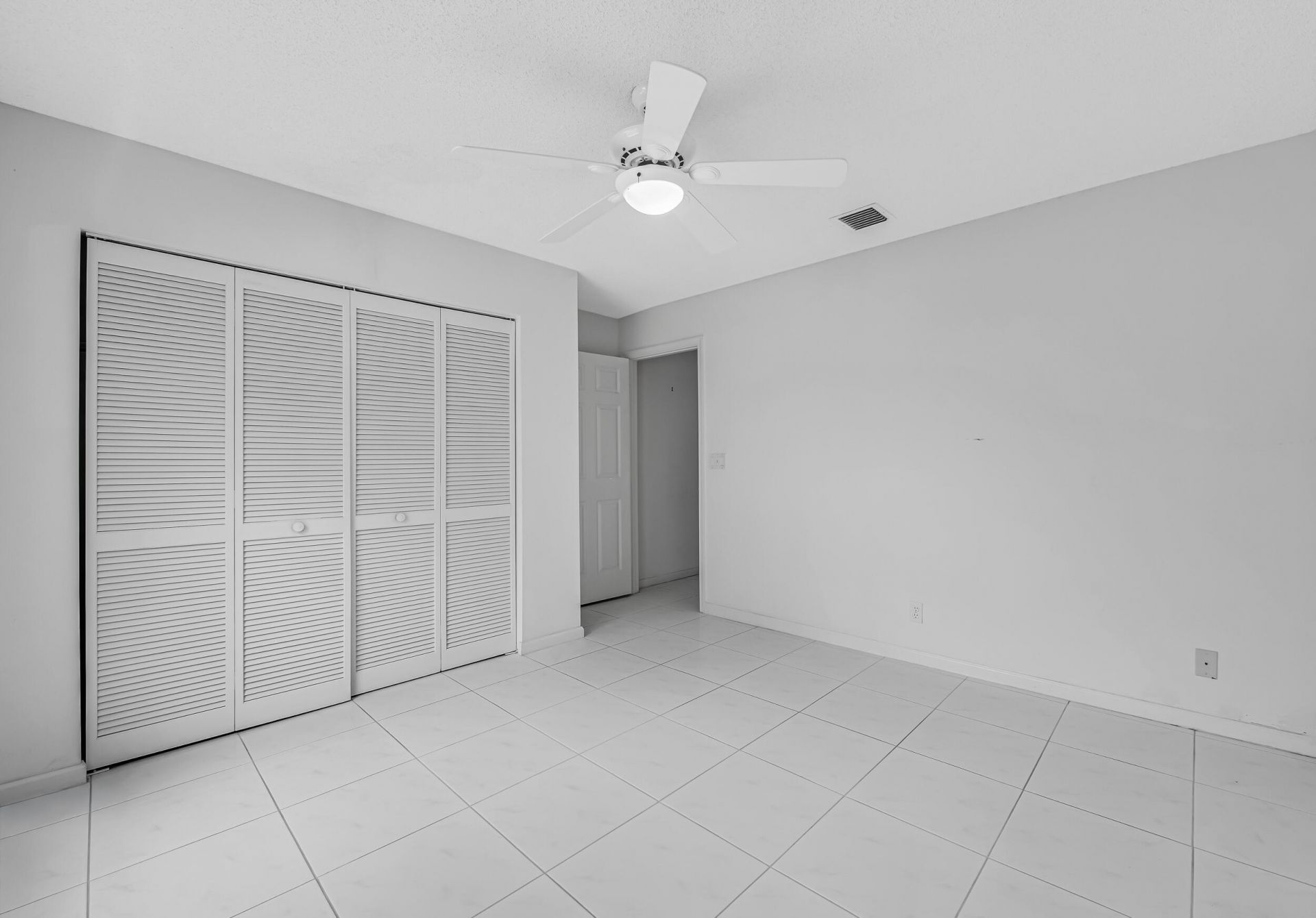 9758 Harbour Lake Circle, Boynton Beach, FL 33437 Photo