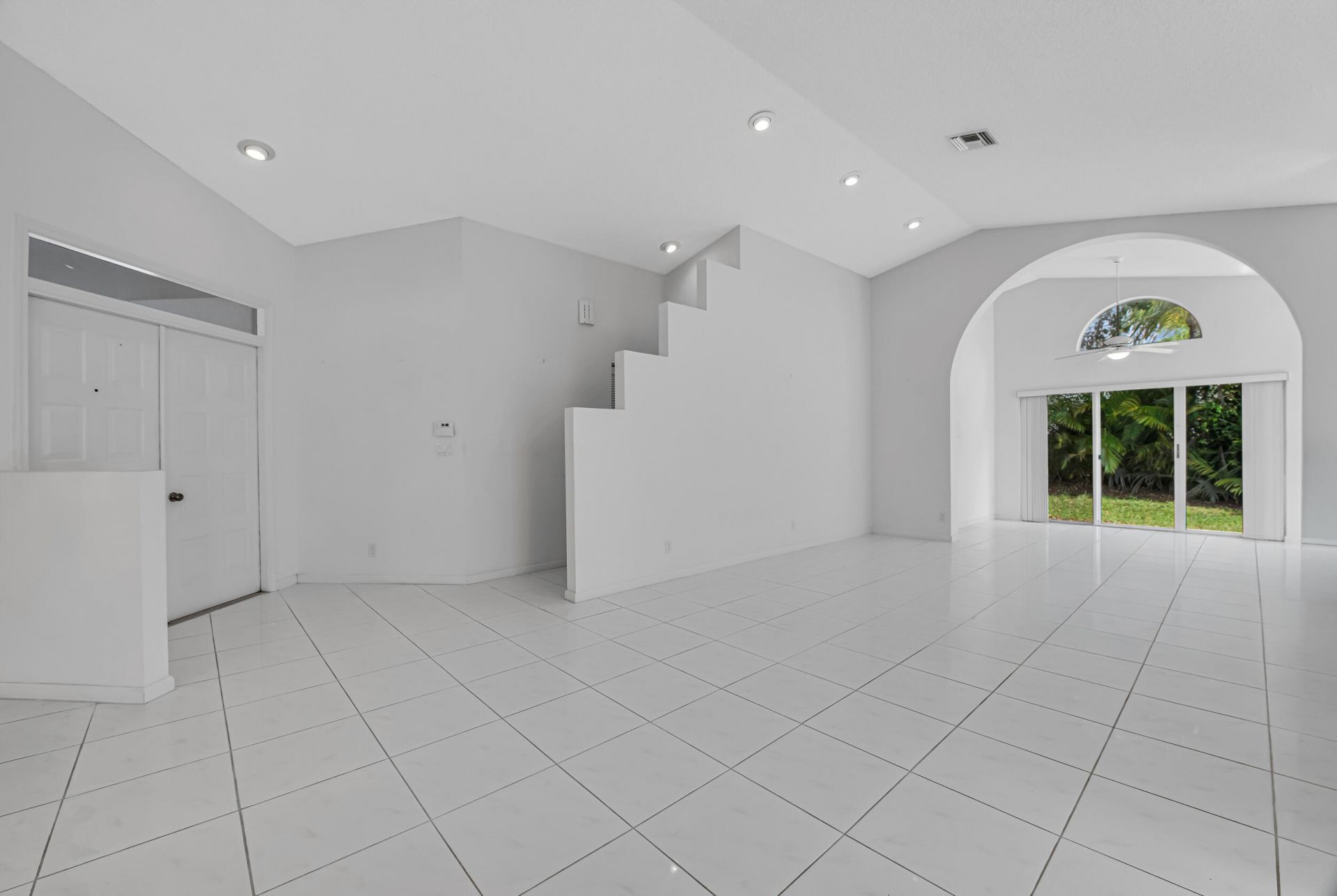 9758 Harbour Lake Circle, Boynton Beach, FL 33437 Photo