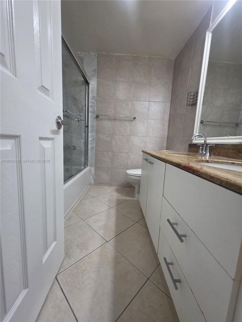 6709 N Kendall Dr, Unit 228, Pinecrest, FL 33156 Photo