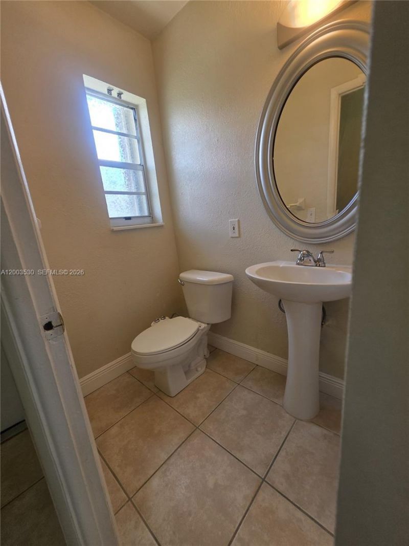 6709 N Kendall Dr, Unit 228, Pinecrest, FL 33156 Photo