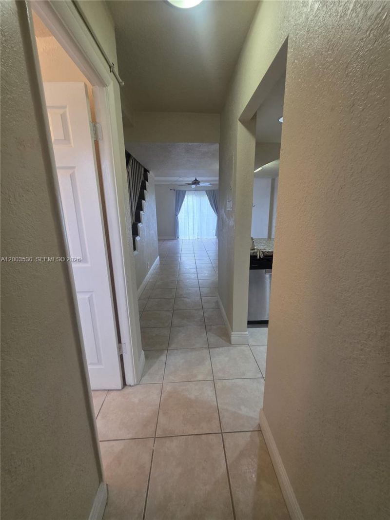6709 N Kendall Dr, Unit 228, Pinecrest, FL 33156 Photo