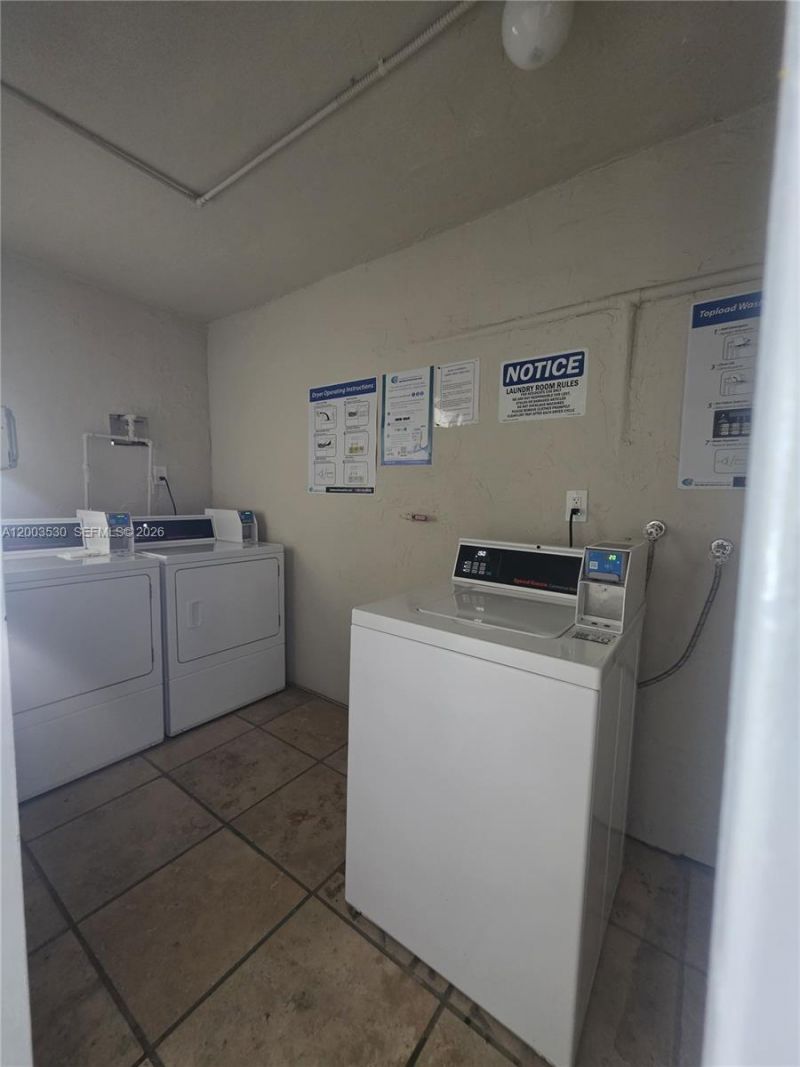 6709 N Kendall Dr, Unit 228, Pinecrest, FL 33156 Photo