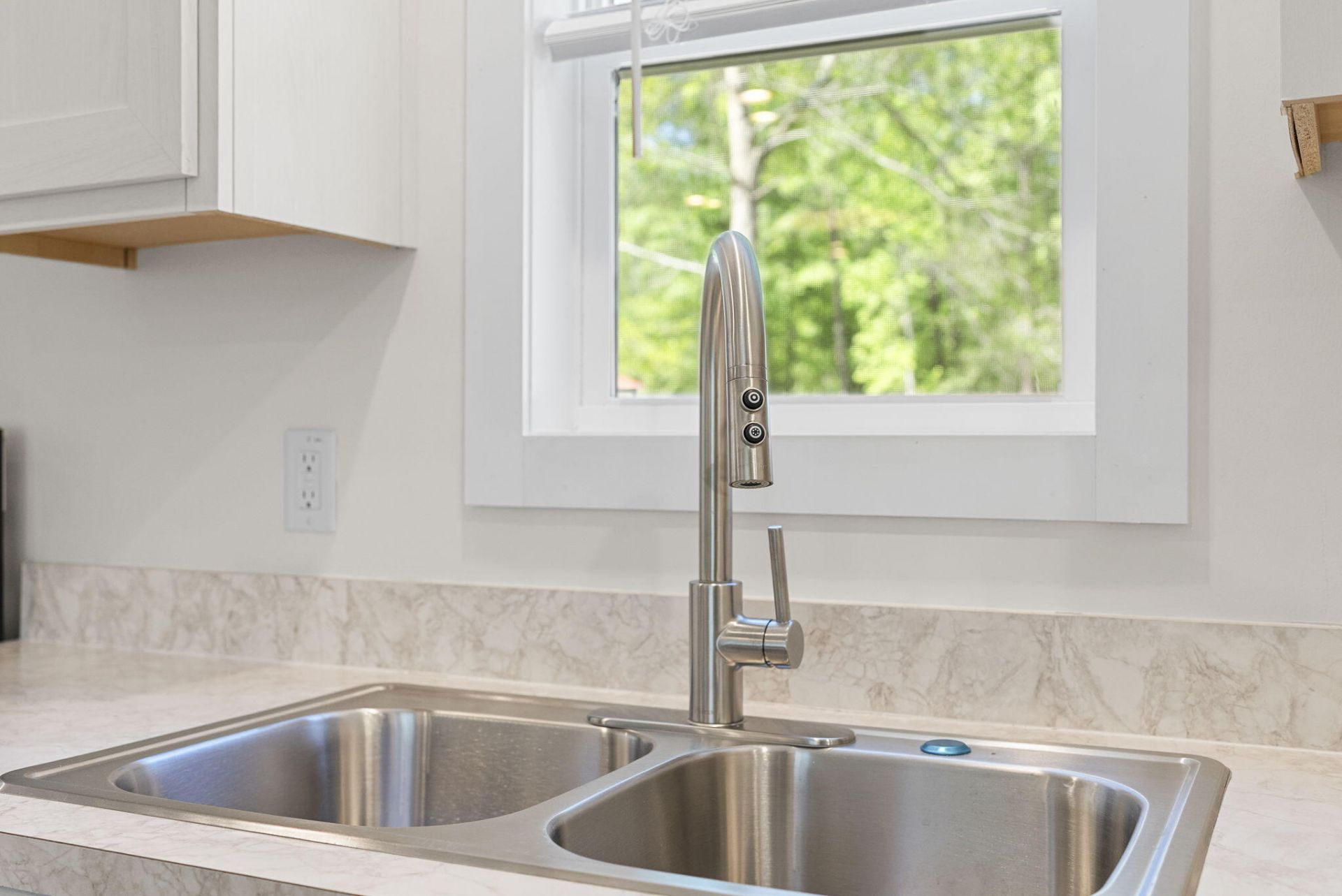 6105 Fox Drive Photo 11