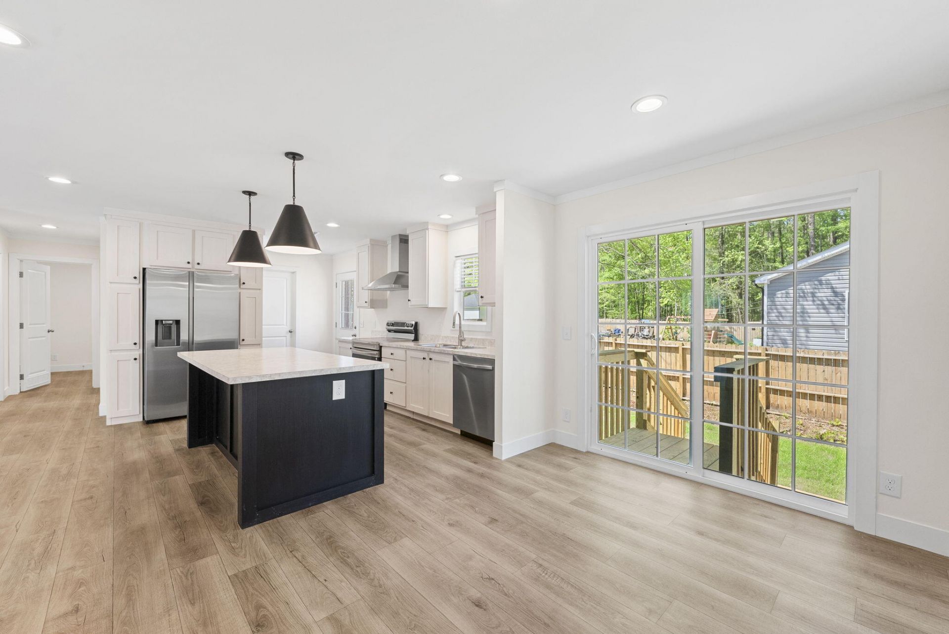 6105 Fox Drive Photo 9