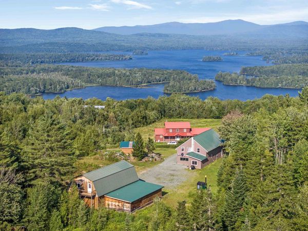 107 Lakeview Drive, Errol, NH 03579