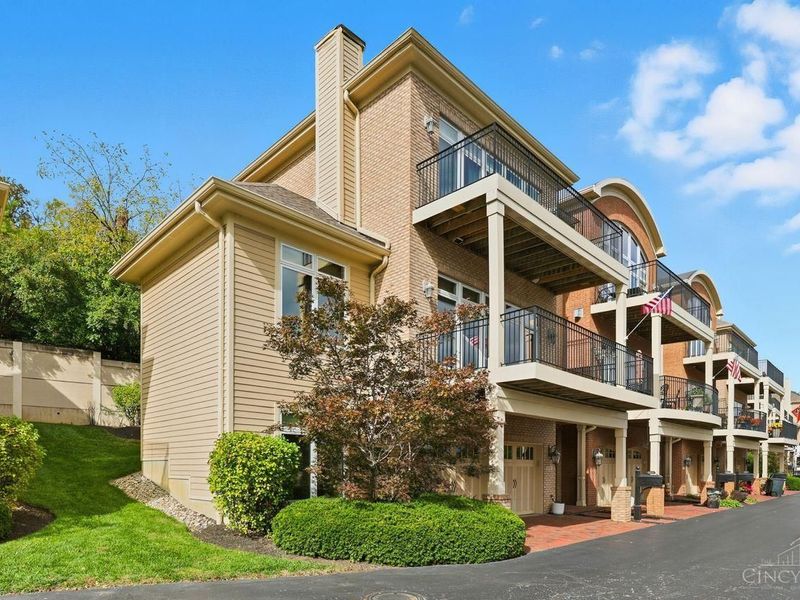 1430 Riverside Drive, Cincinnati, OH 45202 Photo 2